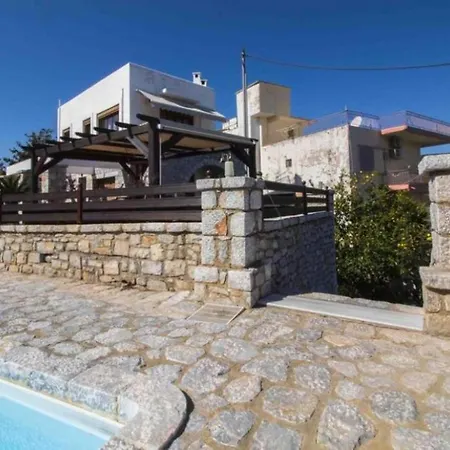 Malvazios With Sea Breeze