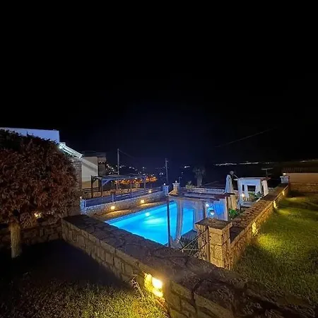 Malvazios With Sea Breeze דירה *