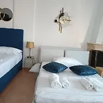 Malvazios #2 *