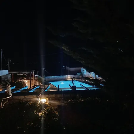 Malvazios With Sea Breeze