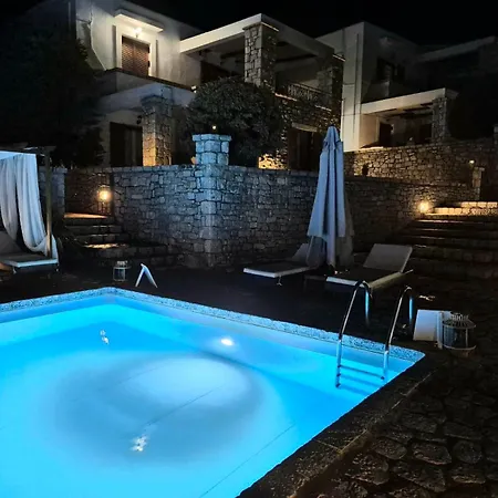 Malvazios With Sea Breeze * Gythio