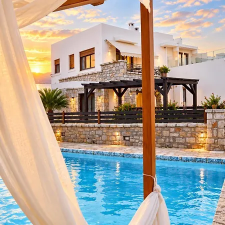 Malvazios With Sea Breeze *