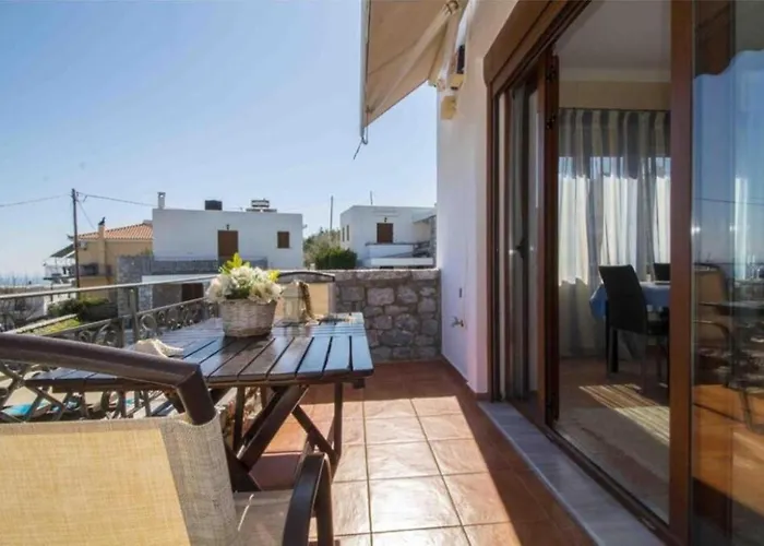 Malvazios #2 아파트 기티오